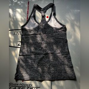 Lululemon tank size 10